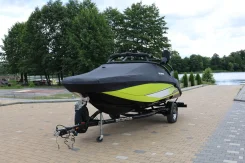 Scarab. 2015 ���, ����� 6,4��., ��������� ������������, 250��.�., ������ ����