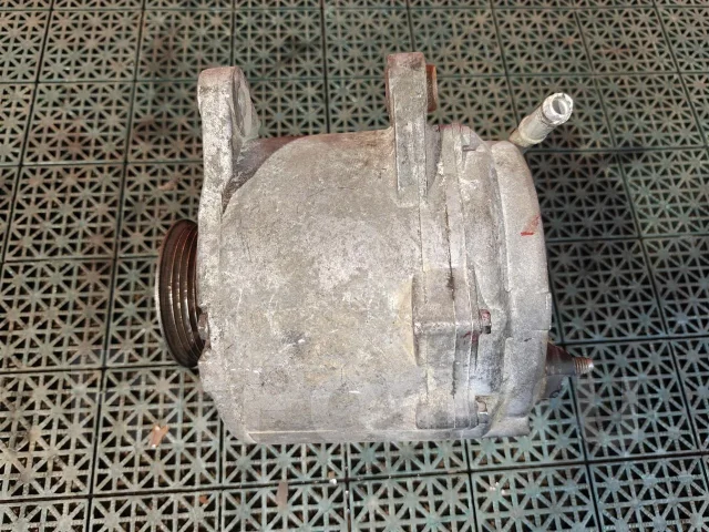 ��������� Audi A6 079903015E C6 079903015E ����
