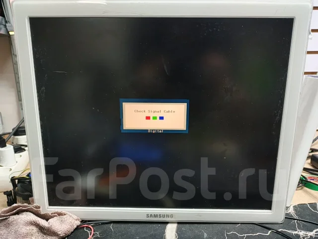 Samsung. 19", ���������� �� (LCD, LED, QLED) ����