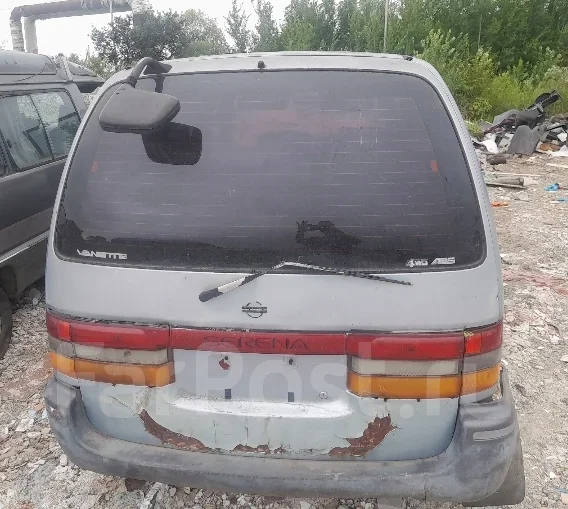 Nissan Serena. KBNC23, SR20 CD20T ����