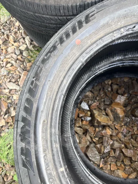 Bridgestone Dueler H/P Sport. ������, �/�, ����� 40 % ����