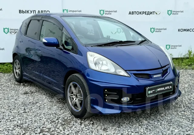 Honda Fit. �������, ��������, 1.5 (119��.�.), ������, 158 000����. �� ����