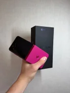 Motorola RAZR 60 Ultra. �����, 512 �� ����