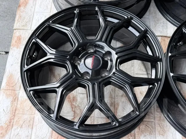 Treasure One Humanline. 7.0x18", 5x114.3, ET38, �� 72���. ����