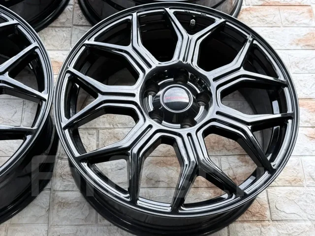 Treasure One Humanline. 7.0x18", 5x114.3, ET38, �� 72���. ����