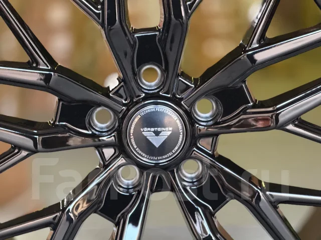 Vorsteiner. 8.0x18", 5x112, ET52, �� 66,6���. ����