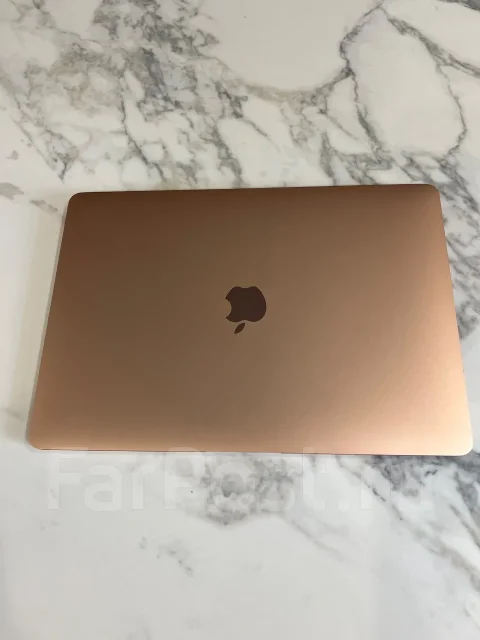Apple MacBook Air 13 2019. 13.3", 1,6����, ��� 8 ��, ���� 256���, WiFi: 1, Bluetooth: 1 ����