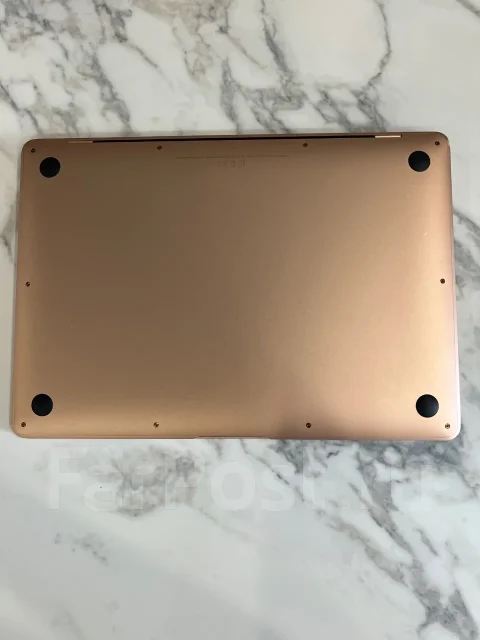 Apple MacBook Air 13 2019. 13.3", 1,6����, ��� 8 ��, ���� 256���, WiFi: 1, Bluetooth: 1 ����