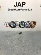 ������ �������� ����� Volkswagen Passat Variant 2012 03C919081 03C919081 ����