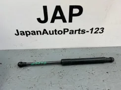 ����������� ������ Audi A1 2011 8X0823359 8X0823359 ����