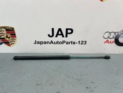����������� ��������� Audi A3 2010 8P4827552B 8P4827552B ����