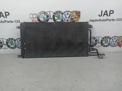 �������� ������������ Audi A1 2011 6R0820411G 6R0820411G ����