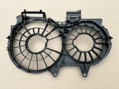 �������� ��������� Audi A4 8E0121207F 8E 8E0121207F ����