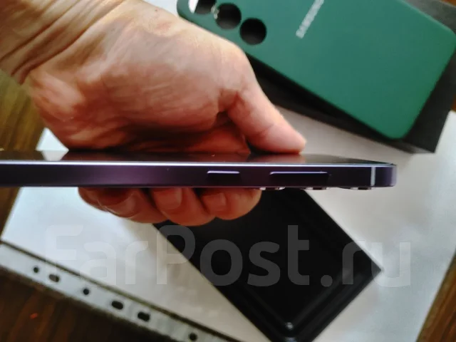 Samsung Galaxy S Plus. �����, 256 ��, ����������, 3G, 4G LTE, 5G, Dual-SIM ����