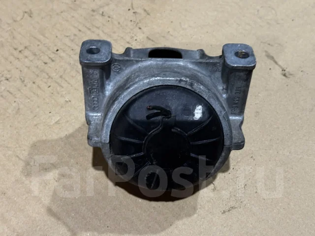 ������� ��������� �� AUDI 8R0199381AK ����