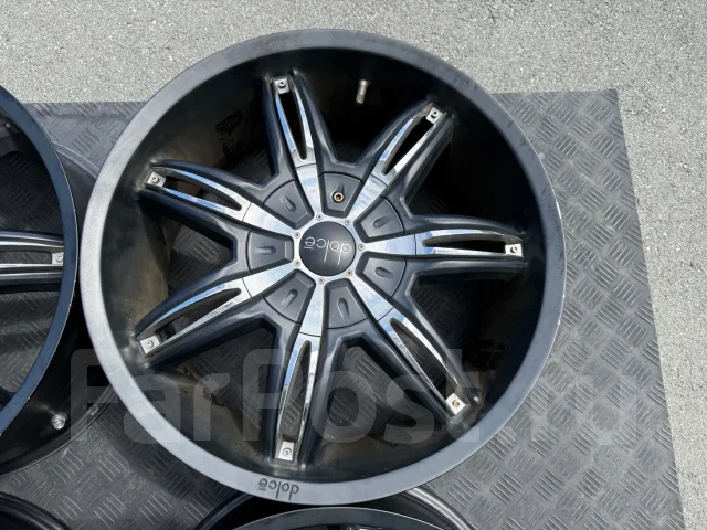Dolce Wheels. 8.5x20", 6x139.7, ET35, �� 73,1���. ����