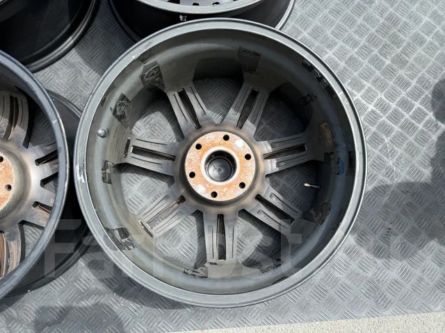 Dolce Wheels. 8.5x20", 6x139.7, ET35, �� 73,1���. ����