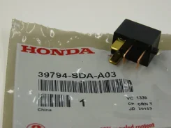 ���� 39794-SDA-A03 Original (Honda) 12V 4-� ���������� 20A (���. : 39794-SDA-A03). ���� �� 1 �� 39794SDAA03 ����