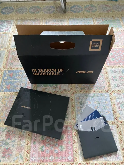 Asus ZenBook S14. 13.9", 2,8����, ��� 16 ��, ���� 1 000���, WiFi: 1, Bluetooth: 1, ����������� �� 7��. ����