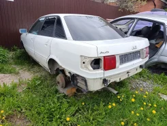 Audi 80. WAUZZZ89ZKA085009 ����