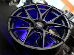 RAYS Versus VV21S. 8.5x19", 5x112, ET22, �� 66,6���. ����