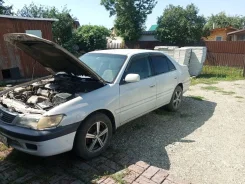 Toyota Corona Premio. ST210004 ����