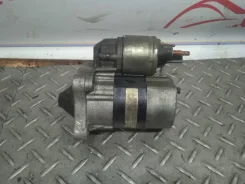 ������� Renault Megane 8200266777 BZ K4M 8200266777 ����