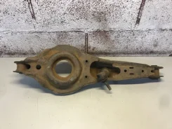 ����� Mazda 3 BK 2003-2009 BP4K28300D, ������ BP4K28300D ����