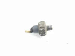 ������ ����������� ����� ��� Mitsubishi Galant MD138993 8 2.0 4G63 MD138993 ����