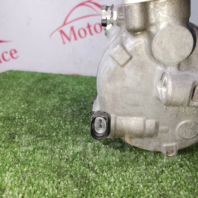 ���������� ������������ Audi A3 5Q0820803 8P 5Q0820803 ����