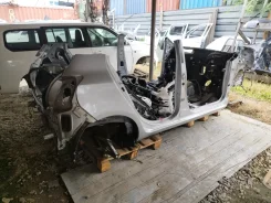Toyota Vitz. KSP90, 1KR ����