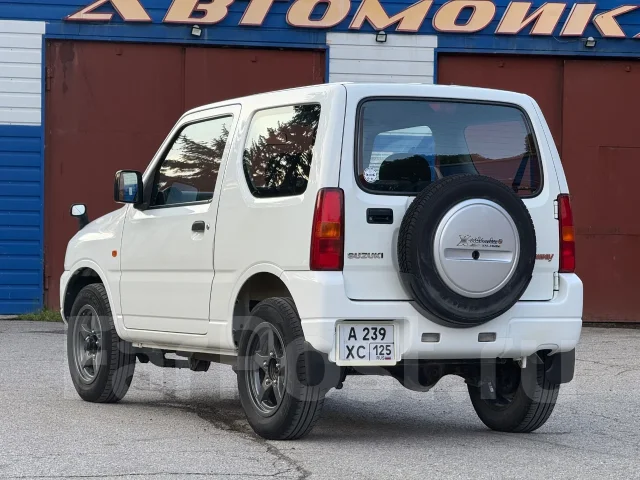 Suzuki Jimny. ��������, 4wd, 0.7 (64��.�.), ������, 135����. �� ����