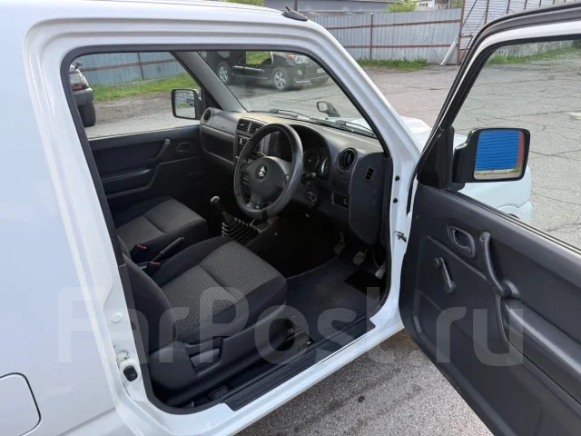 Suzuki Jimny. ��������, 4wd, 0.7 (64��.�.), ������, 135����. �� ����