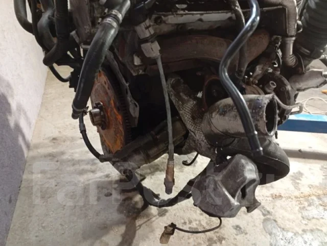 ��������� Audi Q5 06H100033M 8R CAEB 06H100033M ����