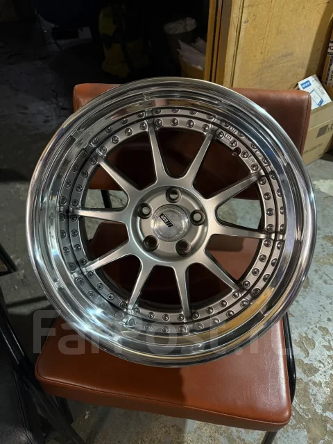 SSR Professor SP3. 10.0x18", 5x114.3, ET11 ����