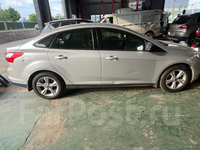 Ford Focus. CDDA ����