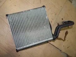 ���������� ������������ Audi A4 2004-2009 8E2820103A B7 ALT 8E2820103A ����