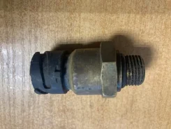 ������ �������� ��������� ����� Volvo 3-FH 20499340 3 ��������� 20499340 ����