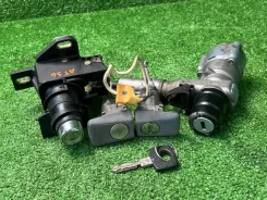 �������� ������ ��� ���� ���� Mercedes-Benz E-Class 1988 A1264600604 W124 M103E26 A1264600604 ����