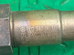 ������ �����������/Lambdasonde Mercedes-Benz C A0025400617 W203 M271 A0025400617 ����
