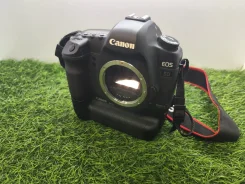 Canon EOS 5D Mark II ����