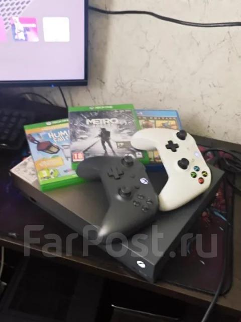 Microsoft Xbox One X ����