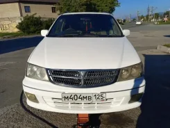 Nissan Presage ����