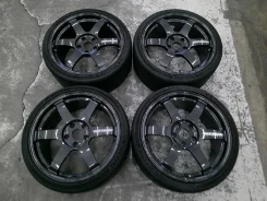 RAYS Volk Racing TE37 Saga