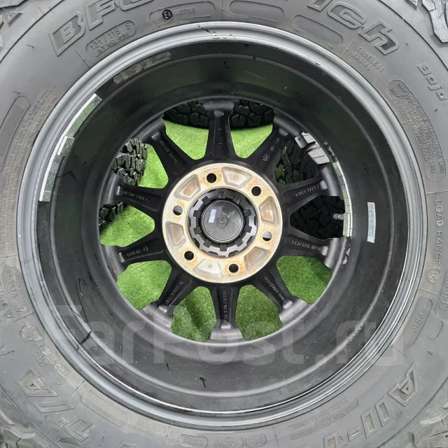 Crimson MG. 8.0x17", 6x139.7, ET20, �� 110���. ����