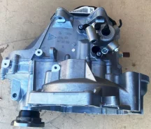 ������������ ������� (����) VAG 02T 300 046 R Fabia, Rapid, Polo 5-�������� ����� �������� 02T300046R ����