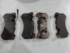 ������� ��������� Mercedes-Benz AMG GT 0044208020, �������� 0044208020 ����