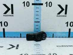 ������ �������� � ���� Kia Carnival 2017 52933B2100 YP D4HB 52933B2100 ����
