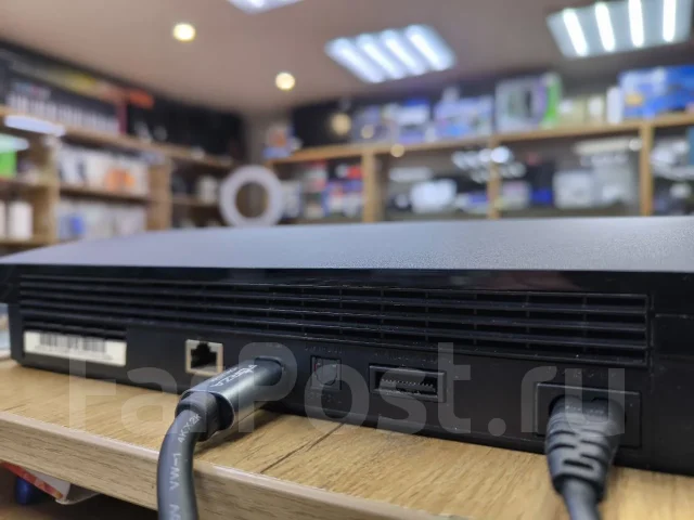 Sony PlayStation 3 Slim ����