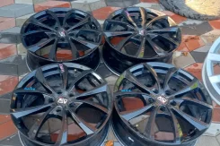 OZ. 7.5x18", 5x114.3, ET40 ����